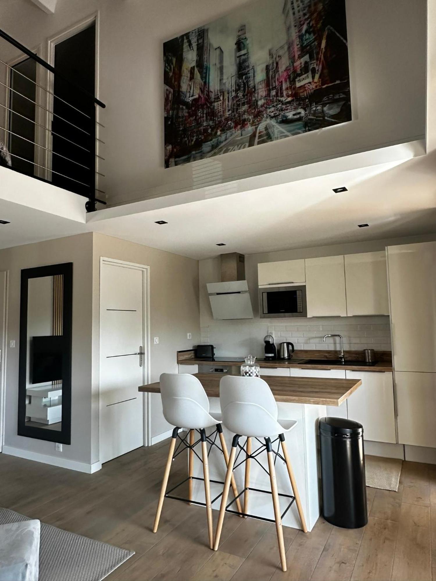 Frejus - Appartement 4 Personnes - Piscine Exteriör bild