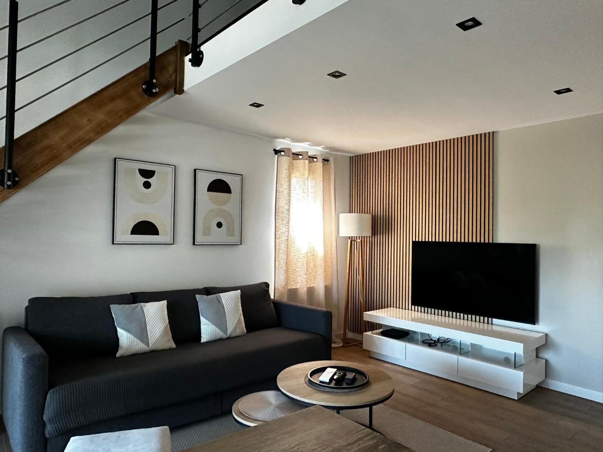 Frejus - Appartement 4 Personnes - Piscine Exteriör bild